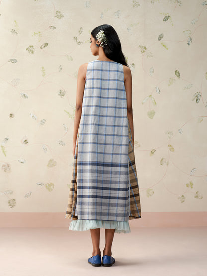 Oleander Dress