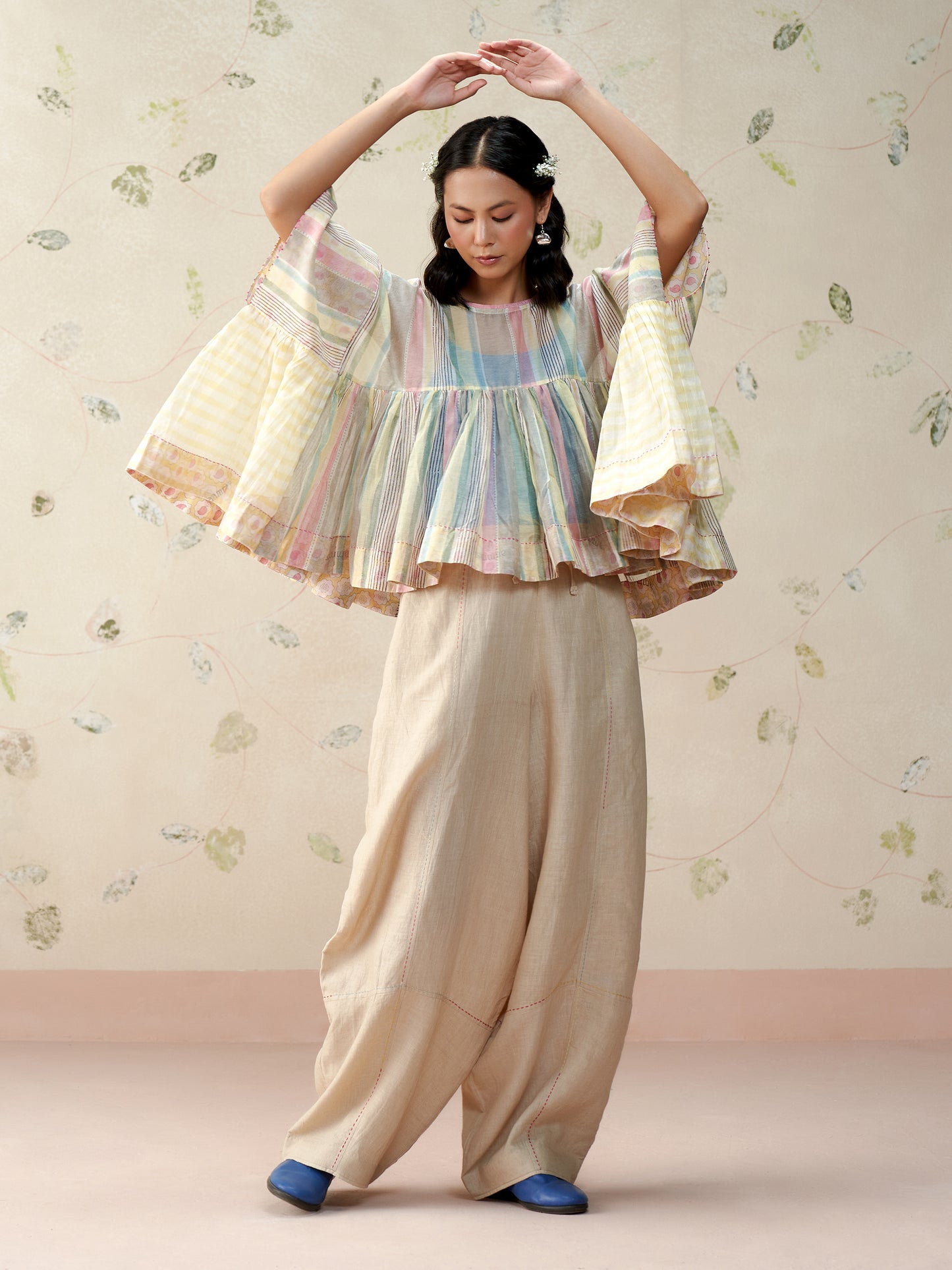 Pistil Top