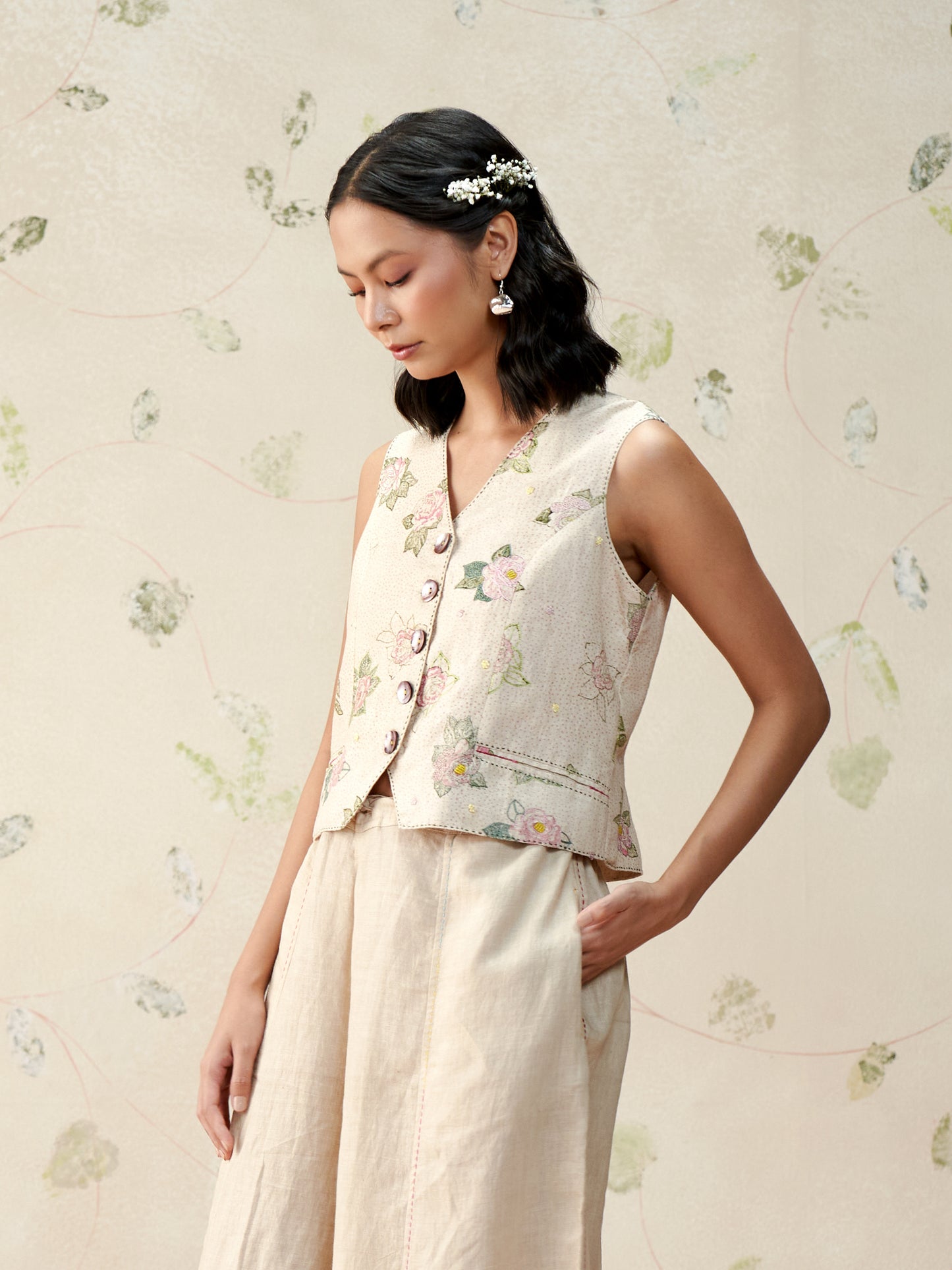 Rose de Meaux Vest